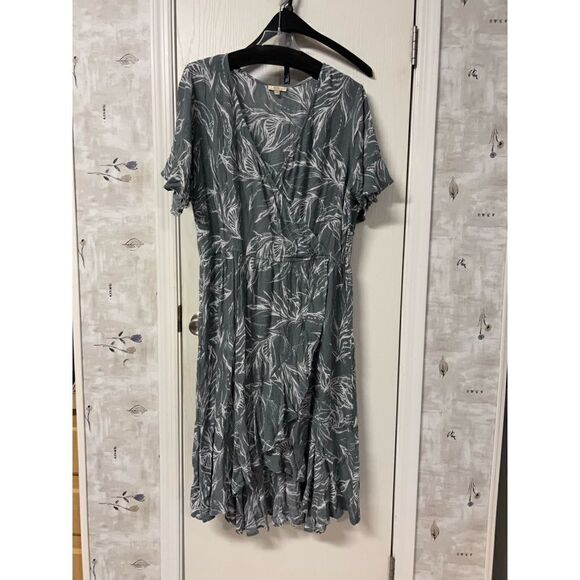Kori America Plus Dress - Picture 1 of 5